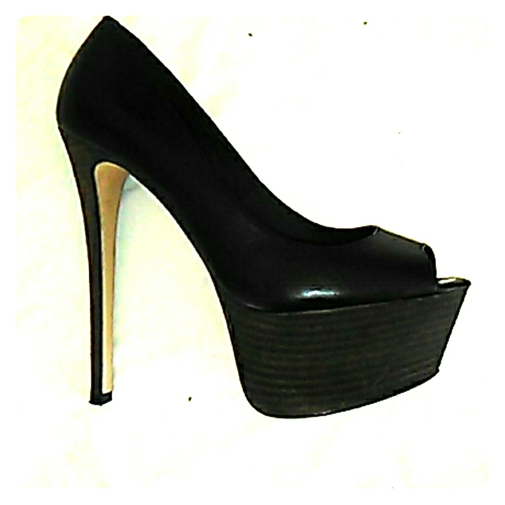 Steve Madden Platform Heals